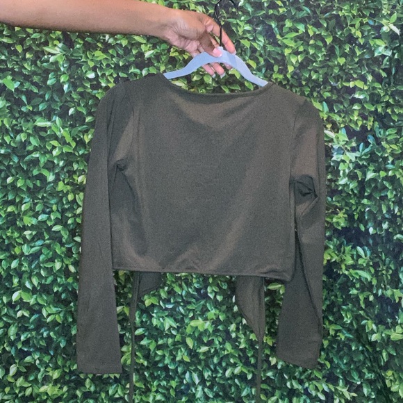 Olive green crop top - Picture 5 of 5